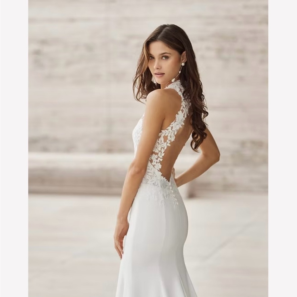 Rosa Clara - Nash excellent condition size 0-2 Halterneck lace original $2500